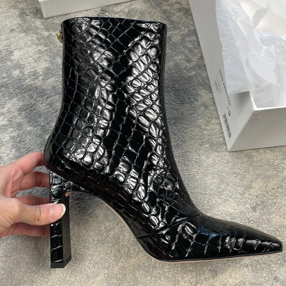 NIB Good American Black Patent Croc Leather Boots Square Toe Ankle Booties Sz 9